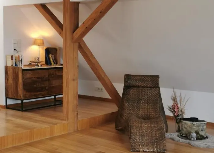 Aussergewoehnliches Loft Am Pfaenderhang Mit Seeblick